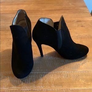 Zara Black Suede Round Toe Boot